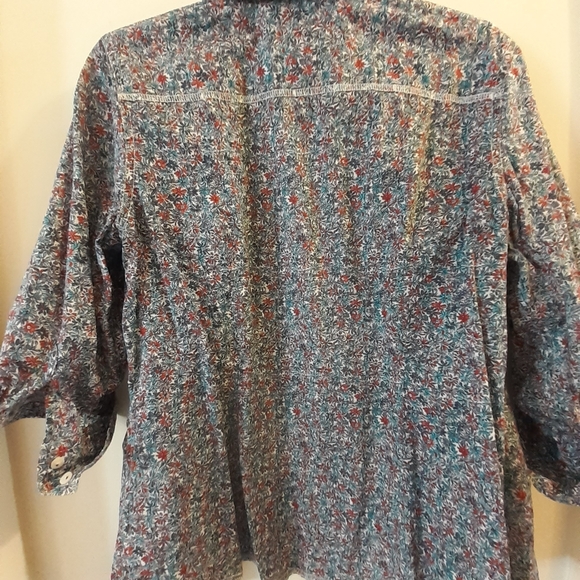 Tommy Hilfiger Large Floral Top - Picture 3 of 4